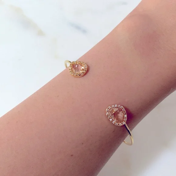 Tai Stone Cuff - Picture 2 of 3